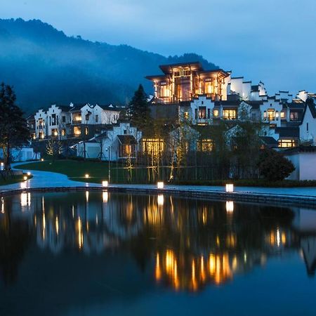 Banyan Tree Hotel Huangshan-The Ancient Charm Of Huizhou, A Paradise Esterno foto