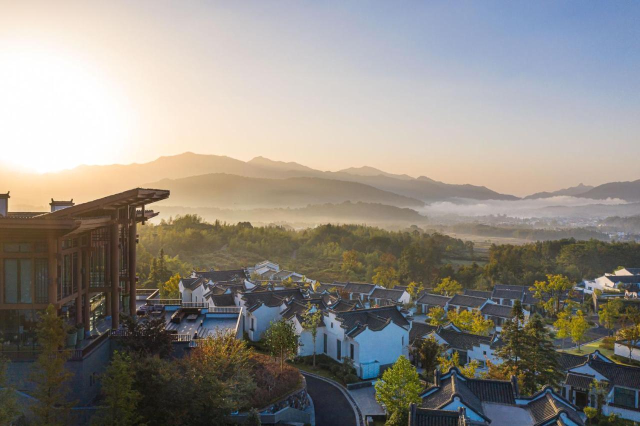 Banyan Tree Hotel Huangshan-The Ancient Charm Of Huizhou, A Paradise Esterno foto